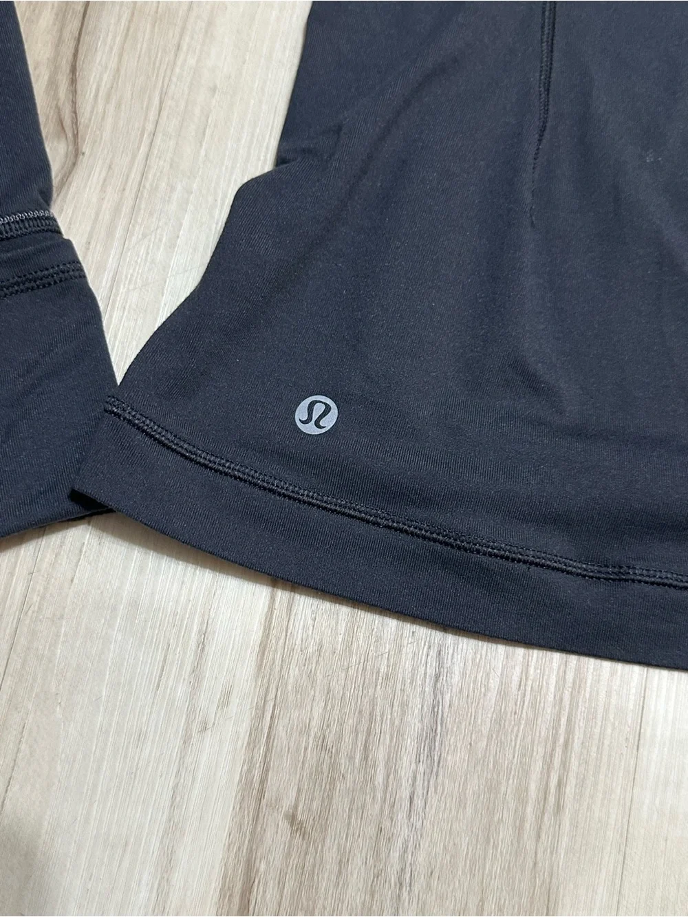 lululemon athletica excellent used